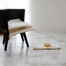 画像をギャラリービューアに読み込む, ペット用 お食事マット インテリアにも馴染む